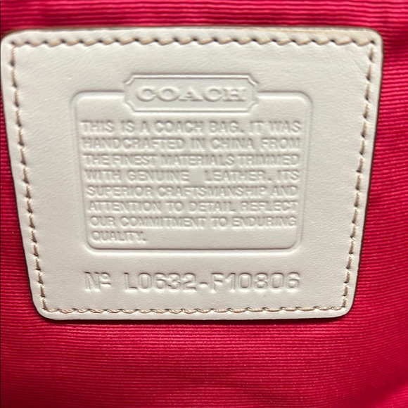 ⚜️Coach Signature Pink Canvas Tote Bag 💕 - Picture 2 of 11